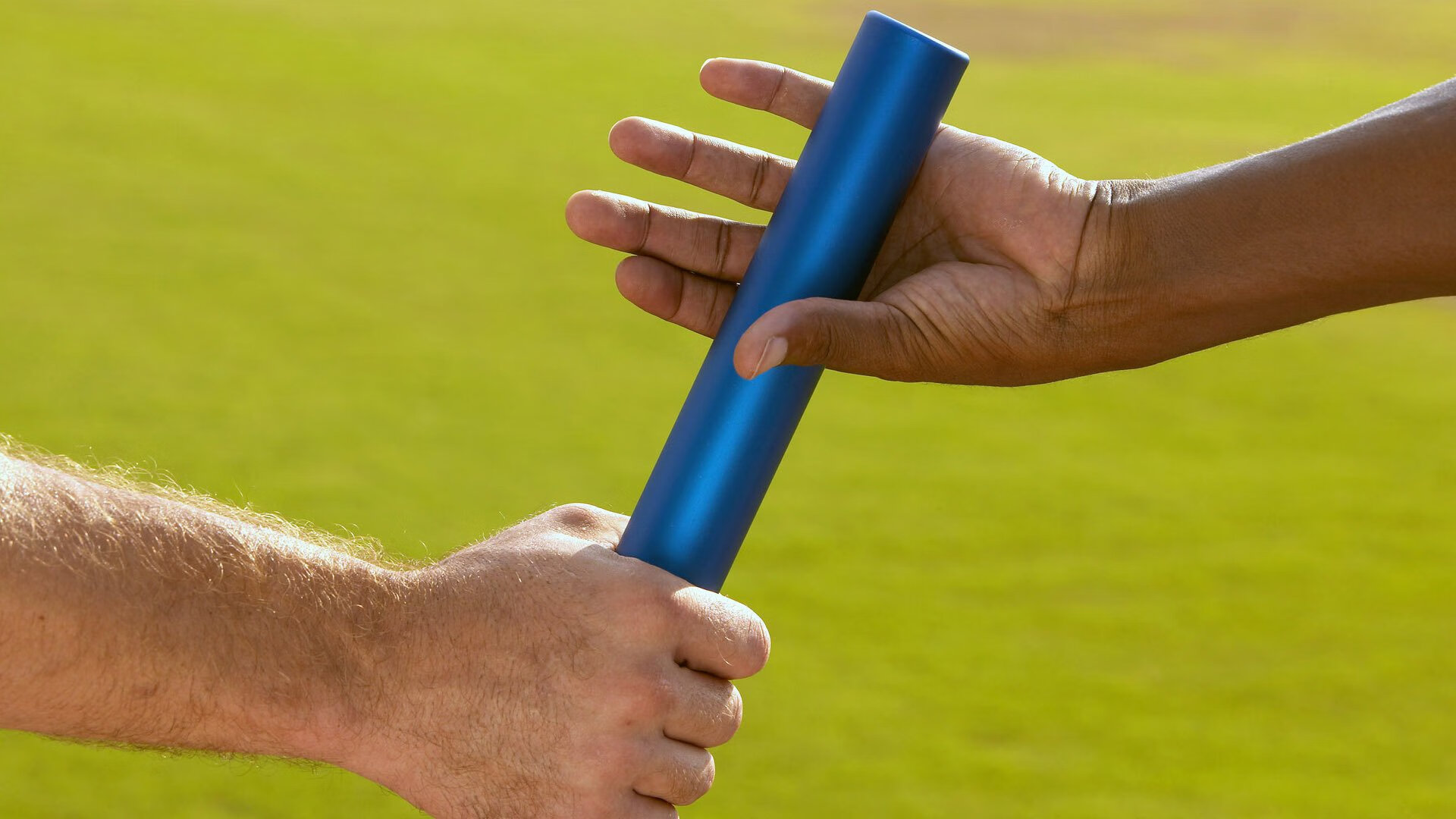 AYX GAME-中国足球青训营招生规模不断扩大，中国足球青训补偿及培训费