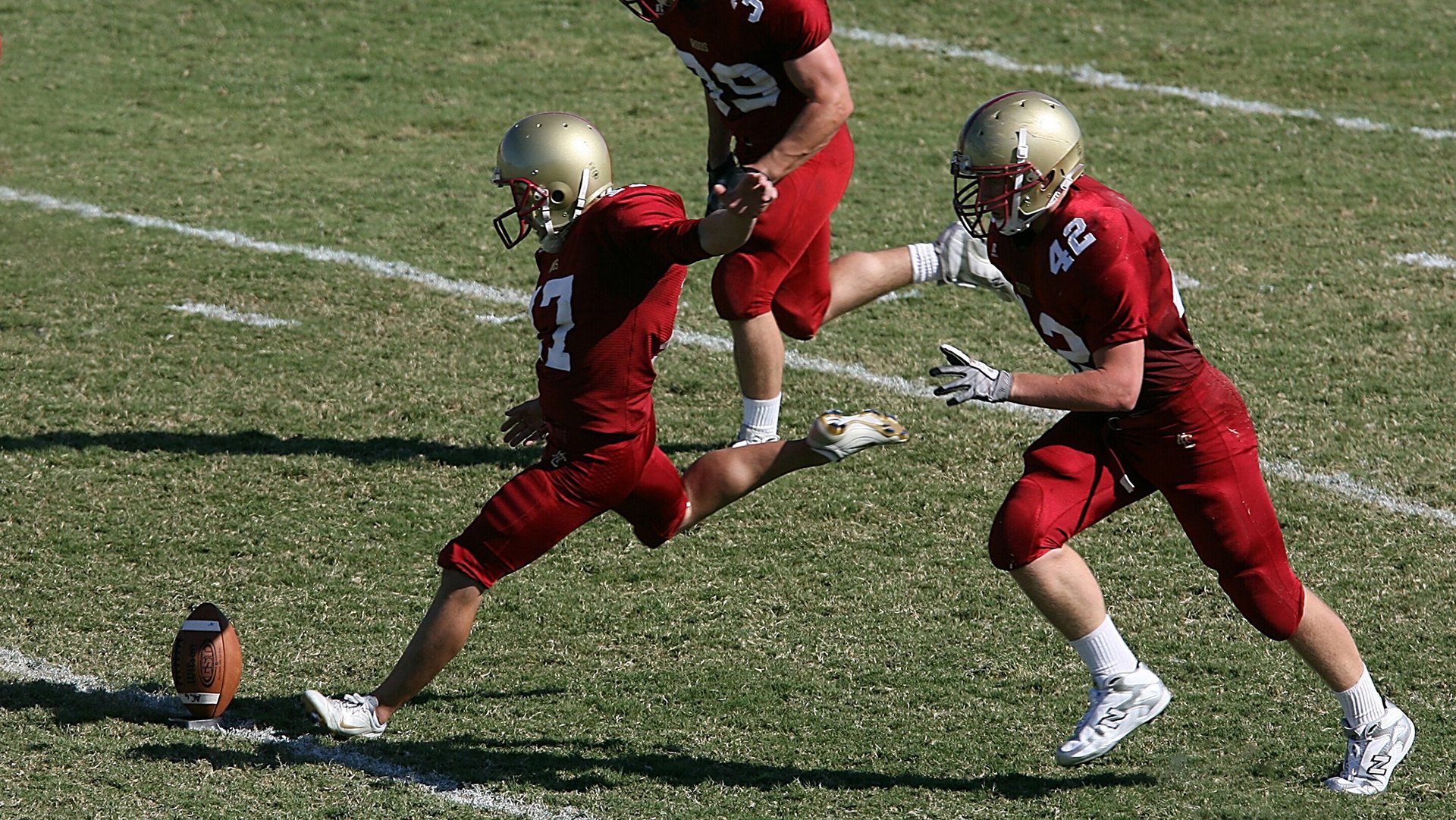 爱游戏体育app网页版下载-国外先进篮球训练理念引入中国，提升青少年训练水平，国外篮球研究现状分析